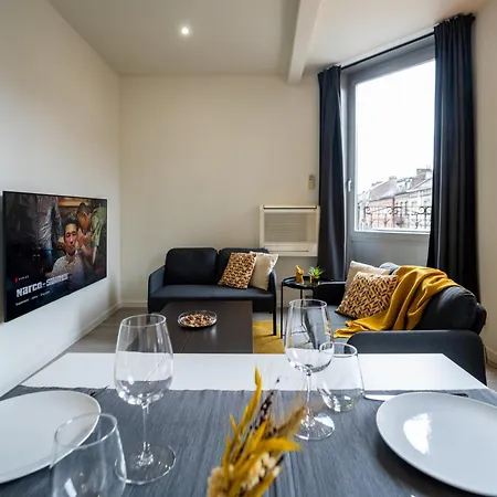 Apartamento Yellow Two