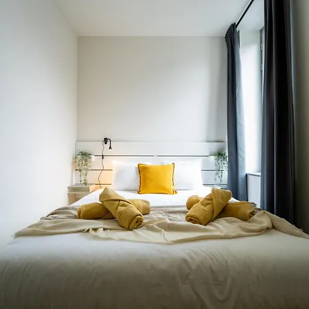 Yellow Two Appartamento Mons